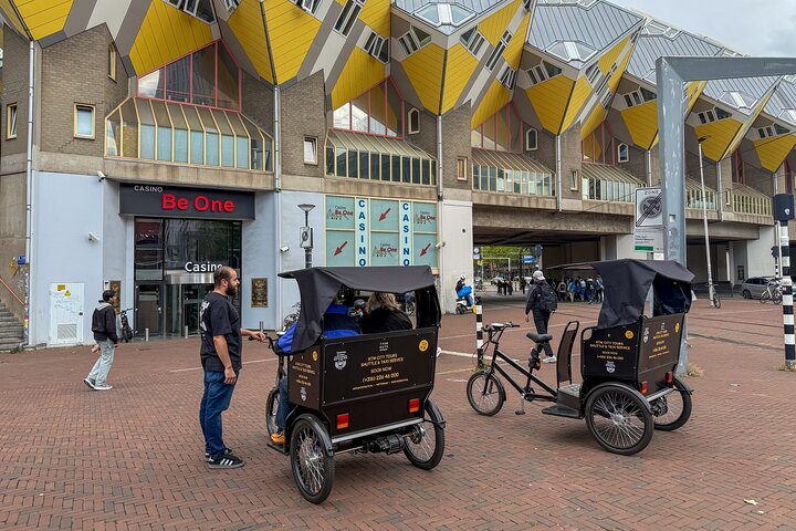 Private Pedicab/Rickshaw Tour of Rotterdam With a Local Guide