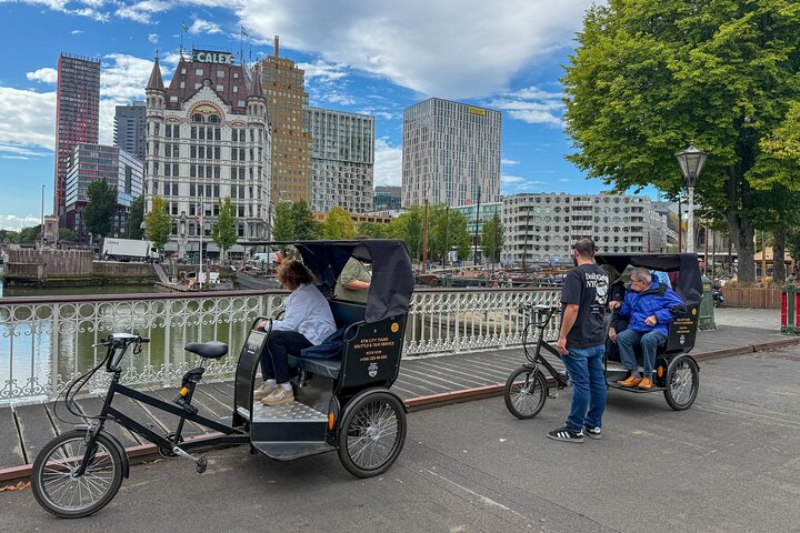 Private Pedicab/Rickshaw Tour of Rotterdam With a Local Guide