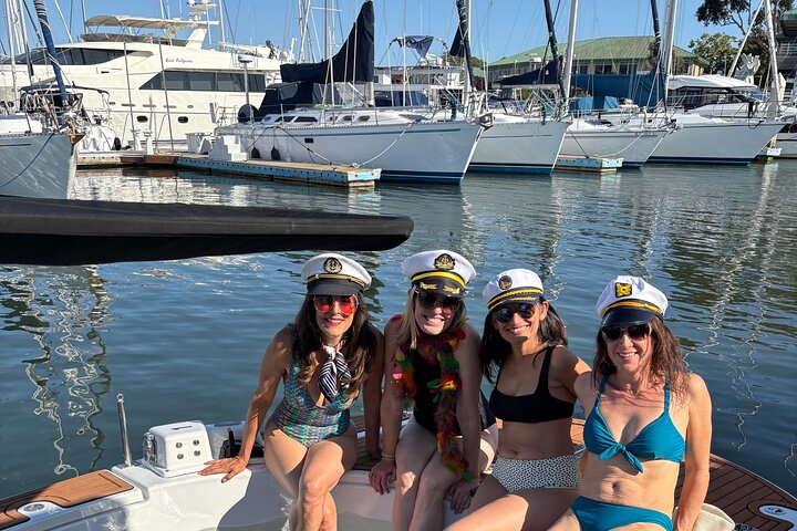 Hot Tub Boat Rentals in the San Francisco Bay