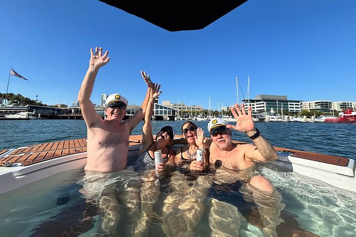 Hot Tub Boat Rentals in the San Francisco Bay