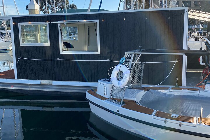 Hot Tub Boat Rentals in the San Francisco Bay