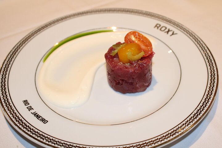 Roxy Dinner Show - Dinner & Show