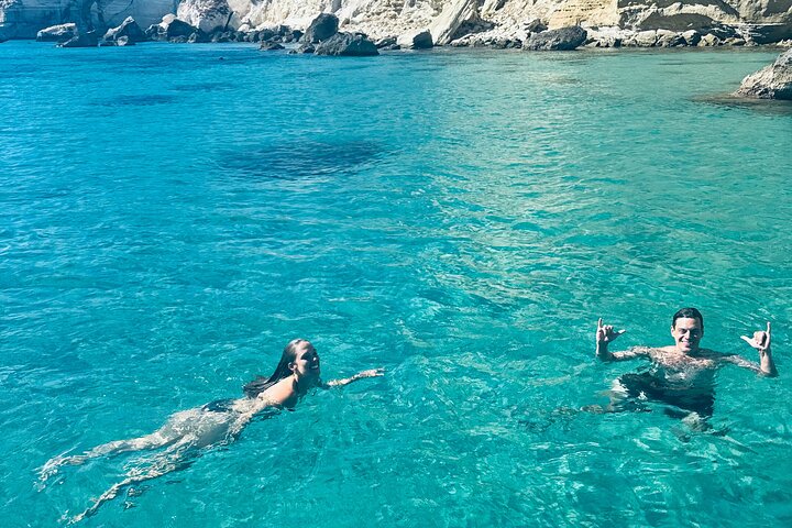 Cagliari boat tour : 5 swim stops, snorkeling & Sardinian aperitif