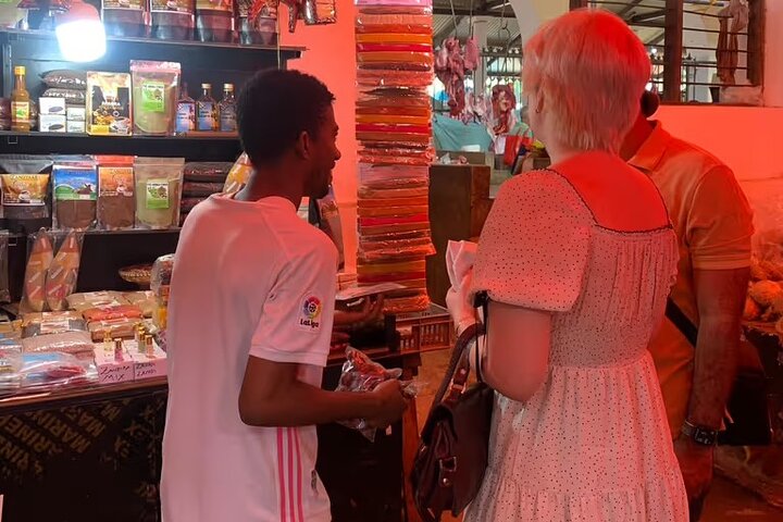 STONE TOWN WALKING TOUR ( Lunch Included )