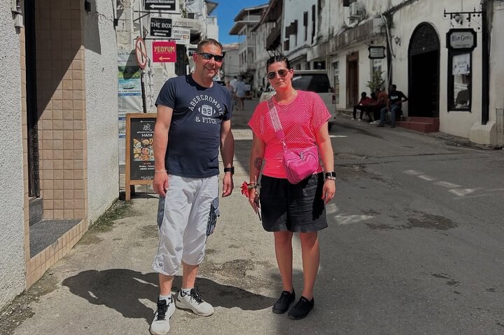 STONE TOWN WALKING TOUR ( Lunch Included )