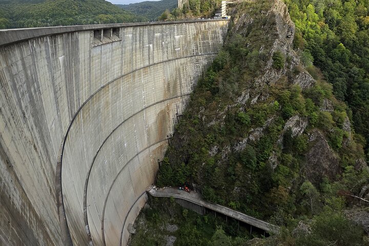 Private Day Tour from Bucharest: Dracula Fortress &Transfagarasan