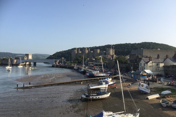 Semi Private Holyhead Port Caernarfon & Conwy