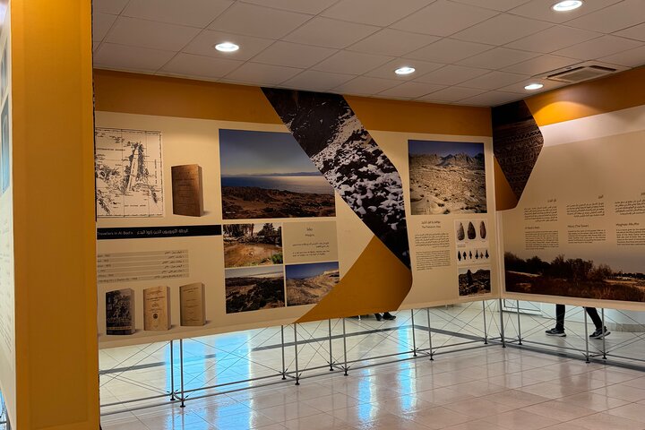 Full-Day Tour from Tabuk: Split Rock of Horeb & Mount Sinai