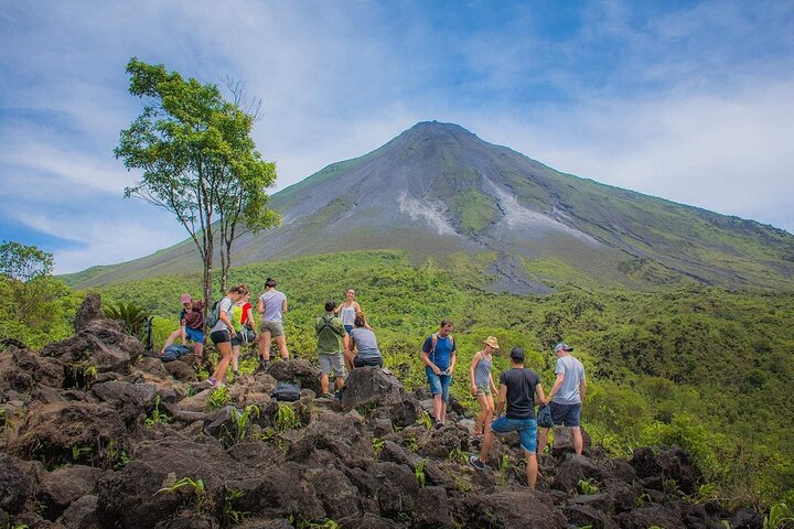 Arenal Volcano, Hanging Bridges & La Fortuna Waterfall Combo Tour