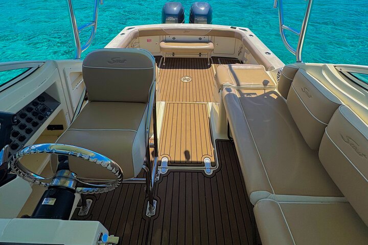 Private Boat Tours: Customize Your Grand Cayman Adventure!