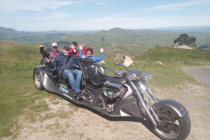 Scenic Te Mata Peak Tour by Supertrike