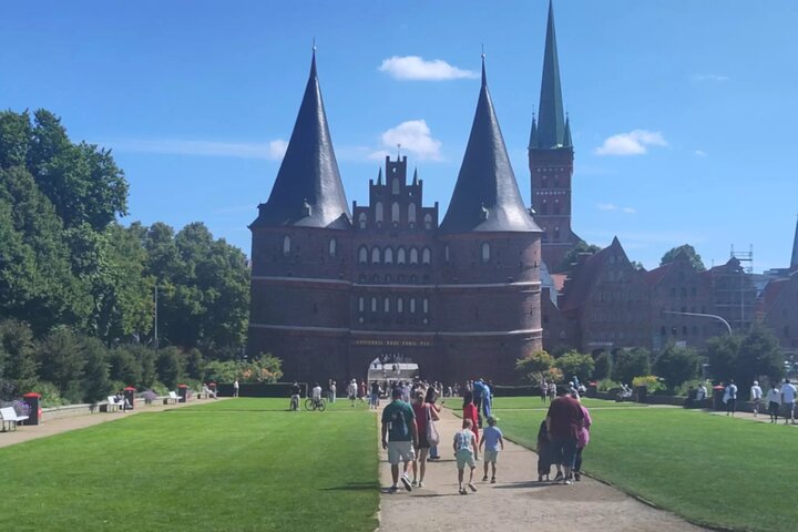 Lübeck’s Historical Centre Self Guided Walking Tour