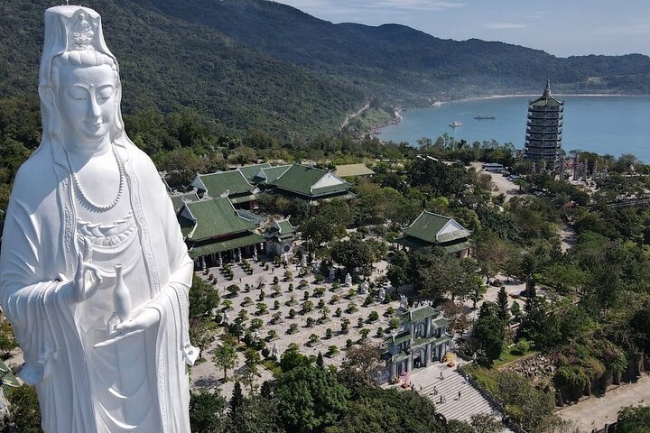 Da Nang private car: Golden Bridge, My Son & Marble Mountains