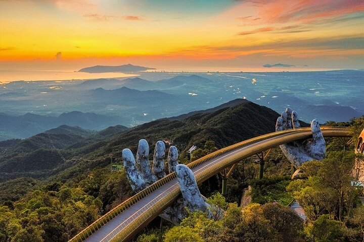 Da Nang private car: Golden Bridge, My Son & Marble Mountains