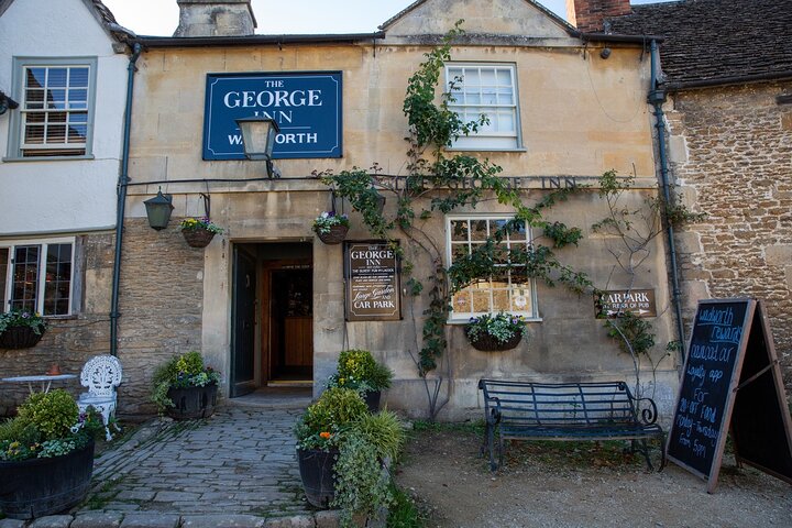 Stonehenge, Windsor Castle and Bath with Pub Lunch in Lacock