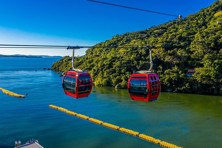 Day tour in Balneário Camboriú and Unipraias Park with Cable Cars