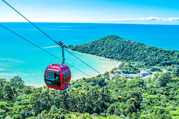 Day tour in Balneário Camboriú and Unipraias Park with Cable Cars