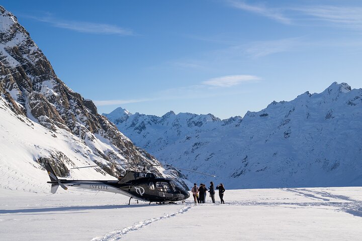 45-Minute Glacier Highlights Helicopter Tour from Mount Cook