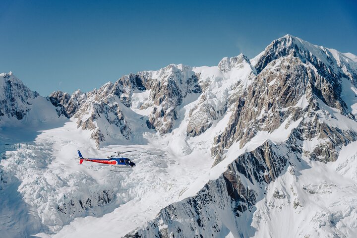 Fox Glacier and Mount Cook Helicopter Flight with Snow Landing