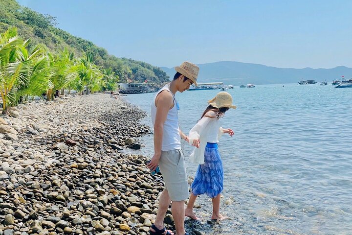 Nha Trang Half-Day Snorkeling Adventure at Marine Park with BBQ