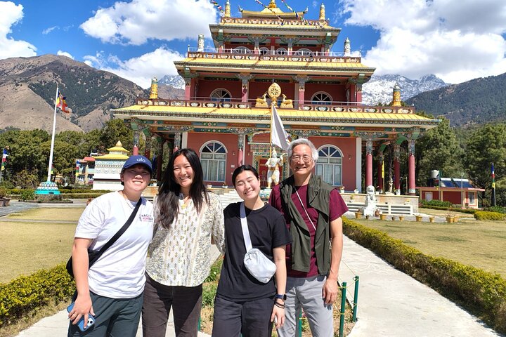 Guided Day Tour to Bir – Monasteries,Temple & Tea Garden Visit