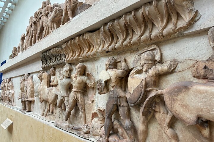 Delphi Skip-The-Line Private Tour with Licensed Guide & Admission