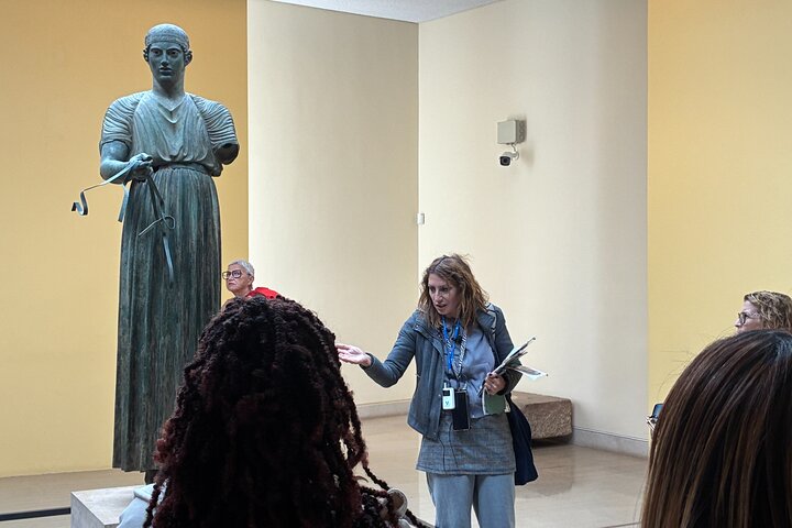 Delphi Skip-The-Line Private Tour with Licensed Guide & Admission