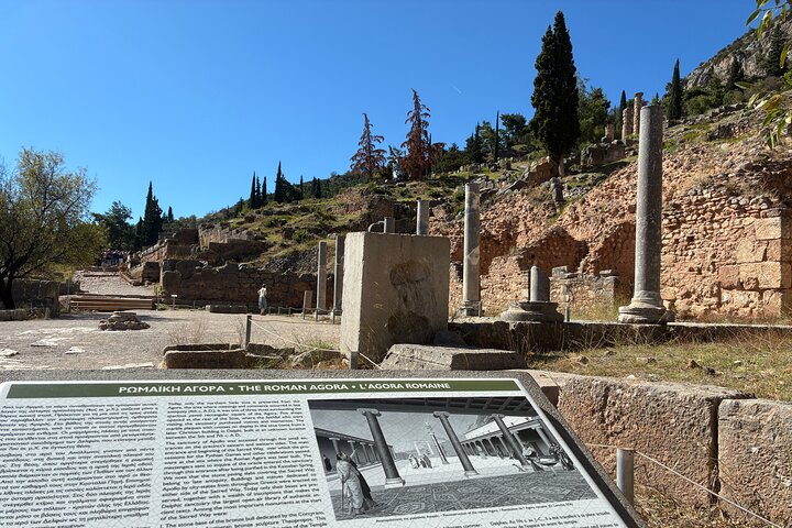 Delphi Skip-The-Line Private Tour with Licensed Guide & Admission