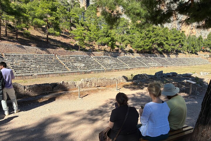 Delphi Skip-The-Line Private Tour with Licensed Guide & Admission