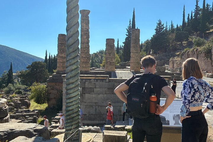 Delphi Skip-The-Line Private Tour with Licensed Guide & Admission