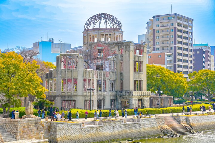 Hiroshima and Miyajima Full-Day Tour from Kyoto by Bullet Train