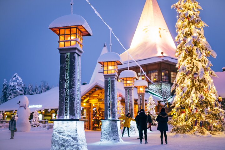 Private Full-Day Trip to Santa Claus Village from Levi