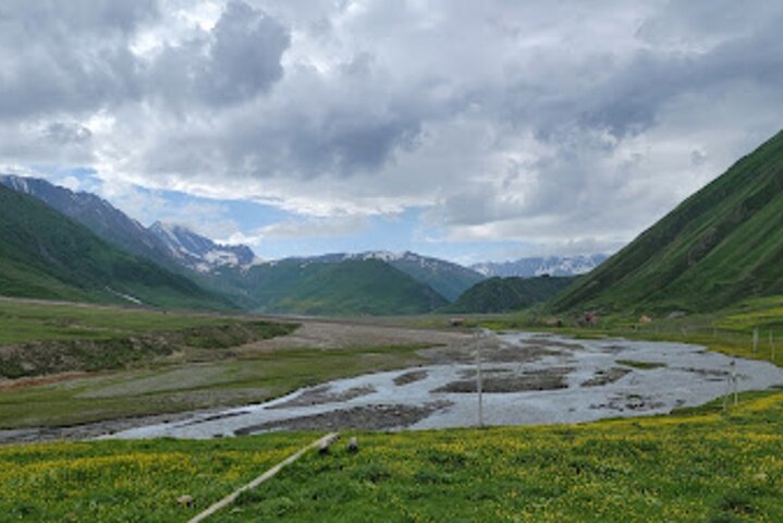 From Kazbegi to Truso Valley Trek with Hotel Transfers