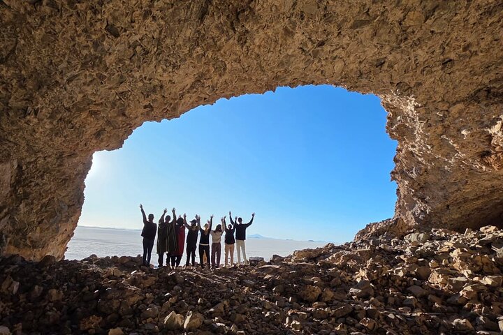 5-Day Uyuni Salt Flats & Colored Lagoons from La Paz