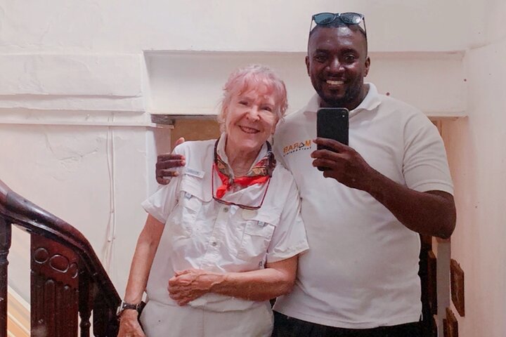 STONE TOWN WALKING TOUR ( Lunch Included )
