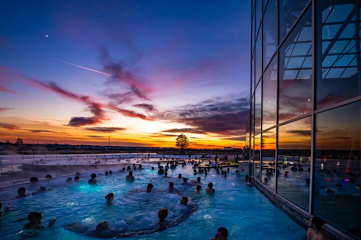 Shuttle Bucharest Therme Spa every hour Go&Back