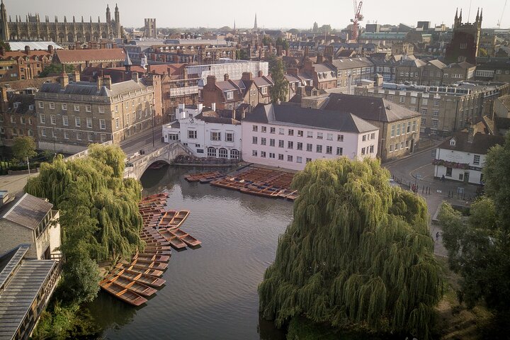 Cambridge University Tour by Alumni™ with optional King's Chapel