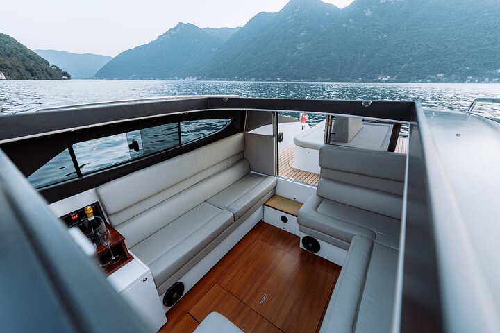 Private Boat Tour on Lake Como