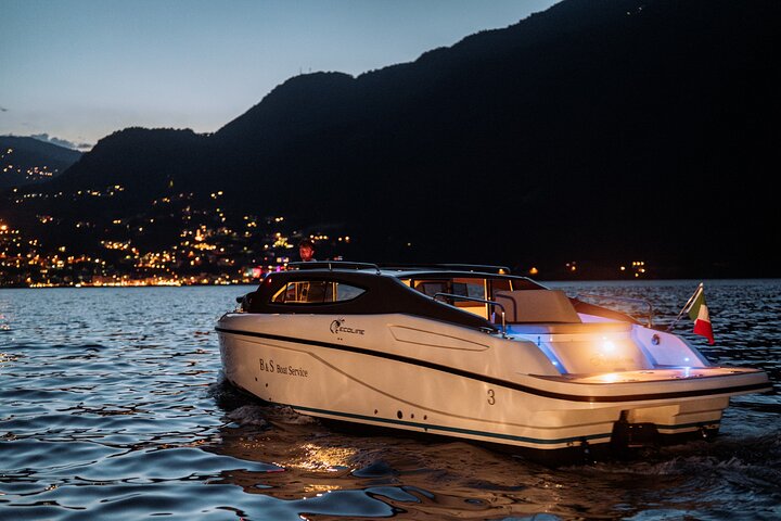 Private Boat Tour on Lake Como