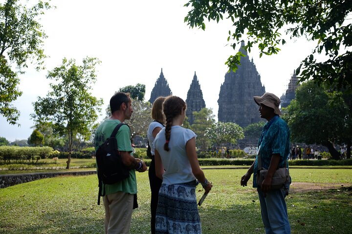Borobudur Full Climb Up And Prambanan ALL INCLUSIVE PRIVATE Tour