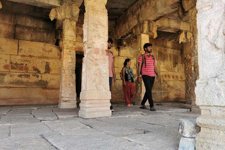 2 Days Hampi Heritage Tour with a local professionnal Guide