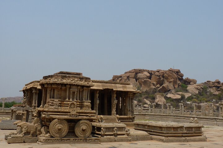 2 Days Hampi Heritage Tour with a local professionnal Guide