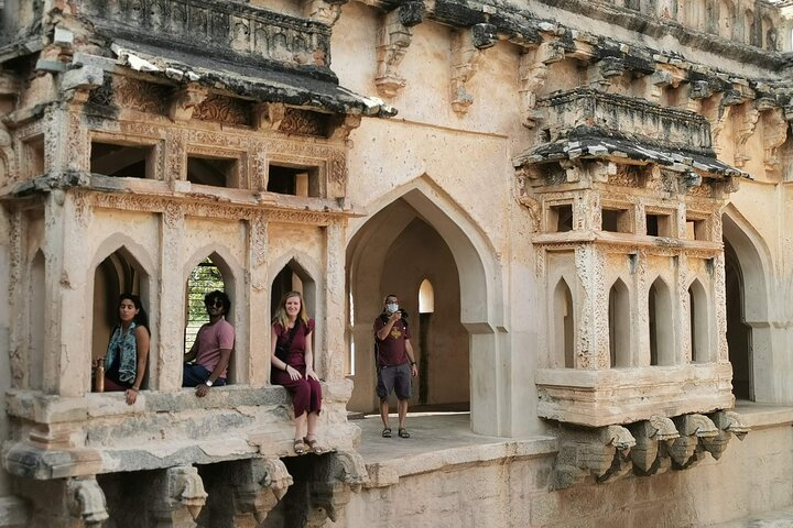 2 Days Hampi Heritage Tour with a local professionnal Guide