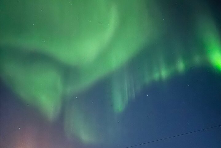 Aurora Hunting Tour in Yellowknife — Shared Bus