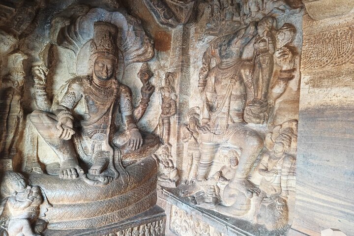 Hire a Guide to visit Badami/Aihole/Pattadakal with own transport