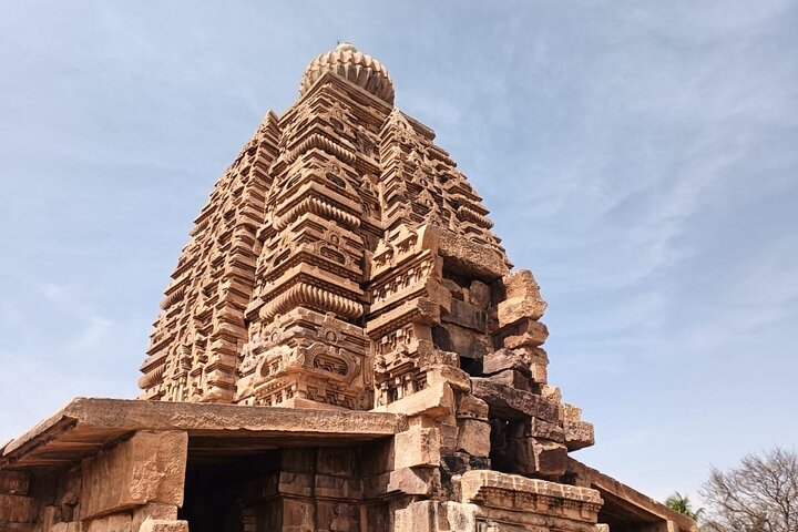 Hire a Guide to visit Badami/Aihole/Pattadakal with own transport