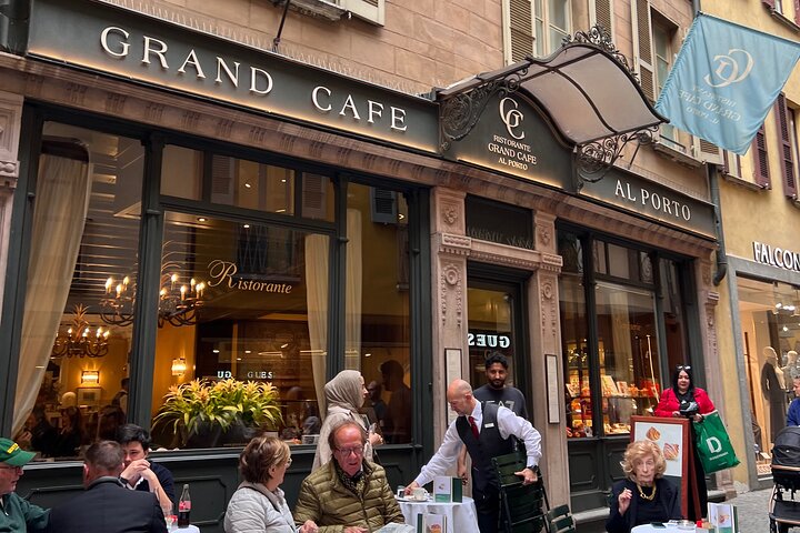 Lugano History & Culture 2 hours Walking Tour– Small Group