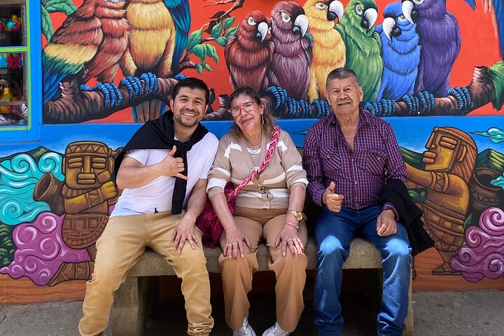 Ráquira Colors & Culture: Day Trip with Lunch & Transport