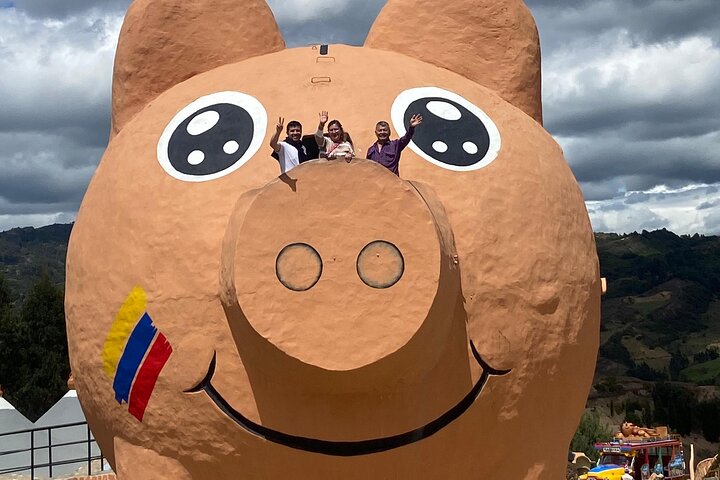 Ráquira Colors & Culture: Day Trip with Lunch & Transport