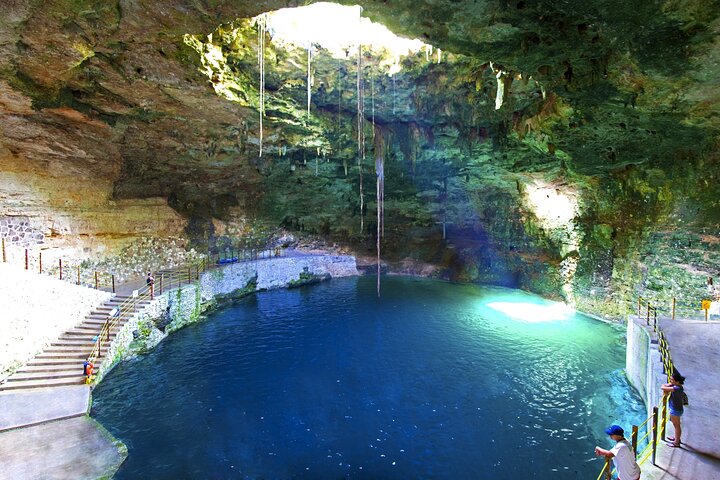 Chichén Itzá, Valladolid and 2 cenotes Ik kil and suytun